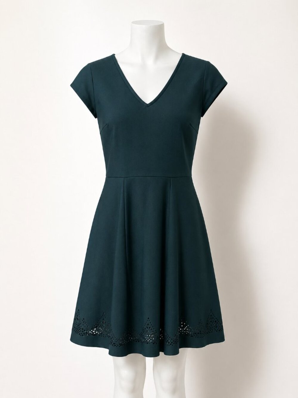 Sequin Hearts Fit & Flare Dress Dark Green Size Jr 3 EUC